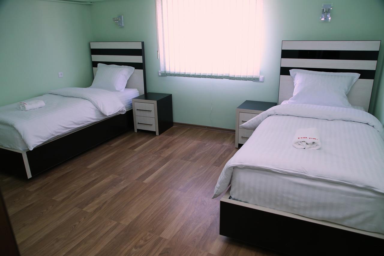 Hotel For You Jerevan Eksteriør billede