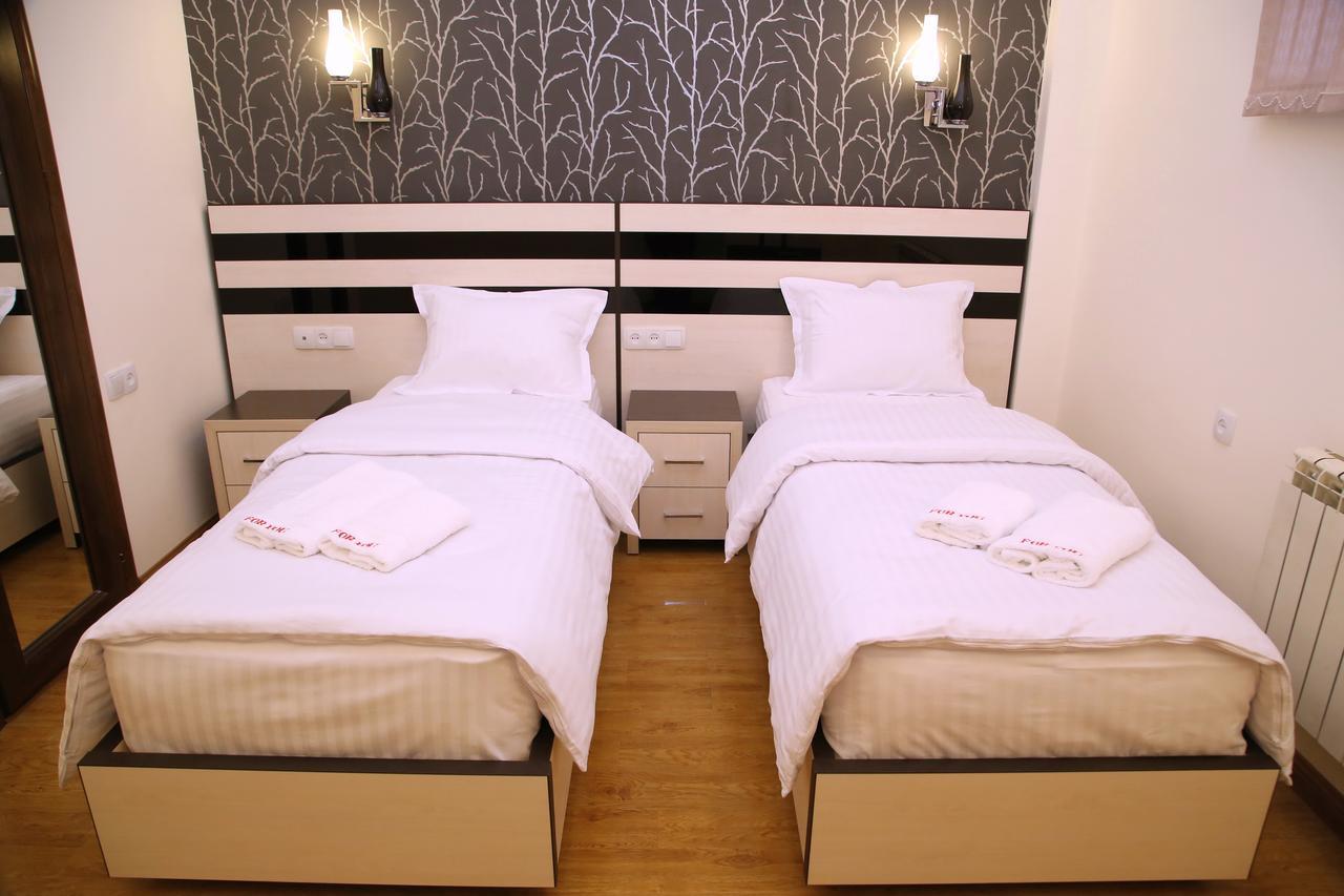 Hotel For You Jerevan Eksteriør billede